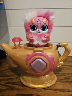 Magic Mixies Magic Genie Lamp